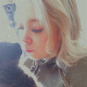 Meet your Posher, Katelyn